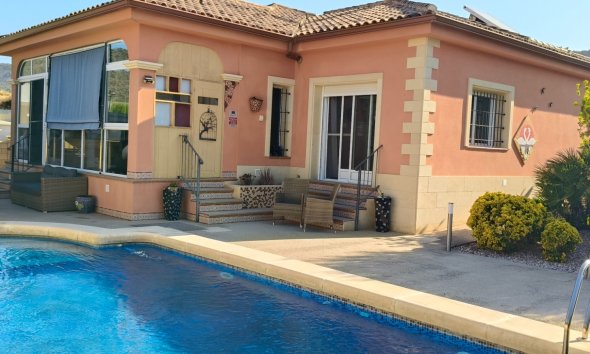 Villa - Revente - La Romana -
                Inland