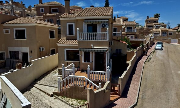 Villa - Revente - Orihuela Costa -
                Costa Blanca