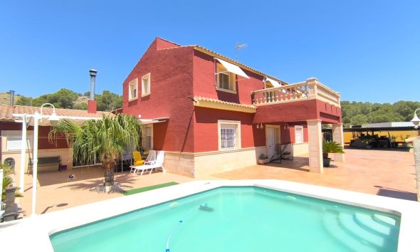 Villa - Revente - Revuelta de Yecla -
                Inland