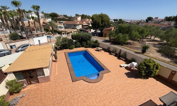 Villa - Revente - Torrevieja - Costa Blanca