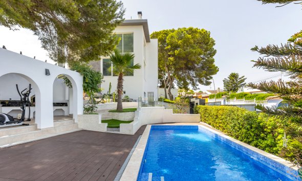 Villa - Revente - Torrevieja -
                Costa Blanca