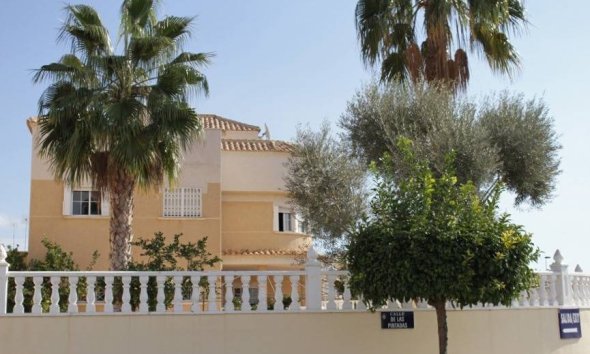 Villa - Revente - Torrevieja -
                La Siesta - El Salado - Torreta