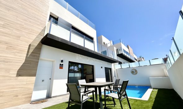 Villa - Revente - Villamartin -
                Costa Blanca