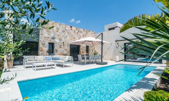 Villa - Segunda mano - Algorfa -
                Inland