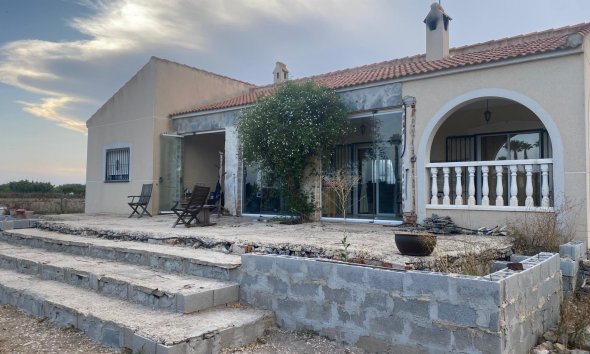 Villa - Segunda mano - Benejúzar -
                Benejúzar