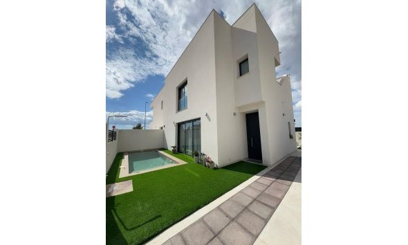 Villa - Segunda mano - Benijofar -
                Benijofar