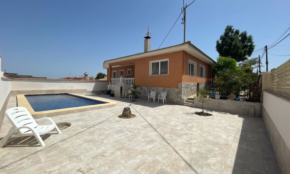 Villa - Segunda mano - Benijofar -
                Costa Blanca