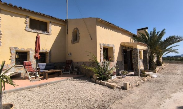 Villa - Segunda mano - Chinorlet -
                Inland