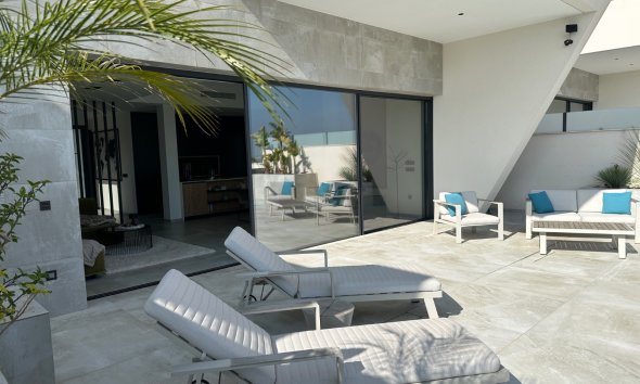 Villa - Segunda mano - Ciudad Quesada - Costa Blanca
