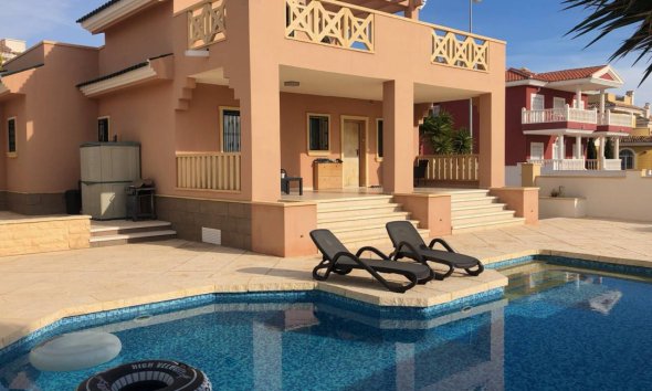 Villa - Segunda mano - Ciudad Quesada - Costa Blanca