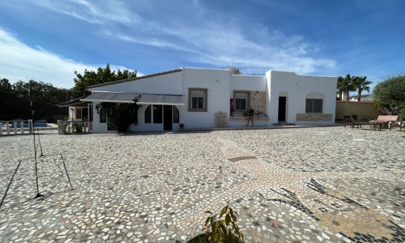 Villa - Segunda mano - Ciudad Quesada - Costa Blanca