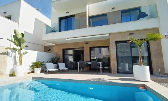 Villa - Segunda mano - Los Montesinos - Costa Blanca