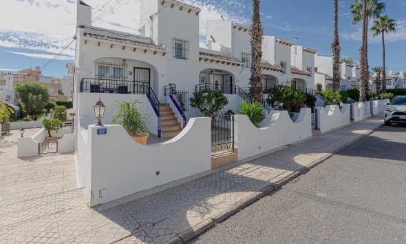 Villa - Segunda mano - Orihuela Costa -
                Costa Blanca