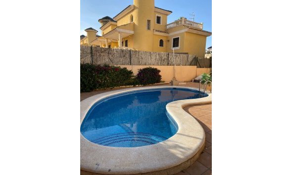 Villa - Segunda mano - Orihuela Costa - Villamartín-las Filipinas