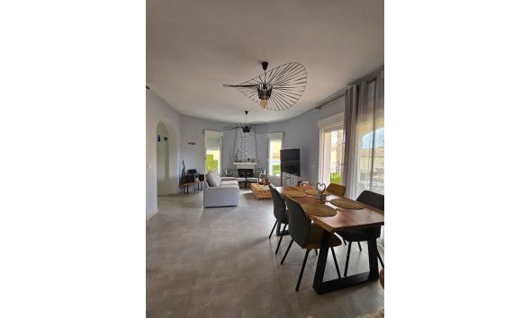 Villa - Segunda mano - Pedreguer -
                Inland
