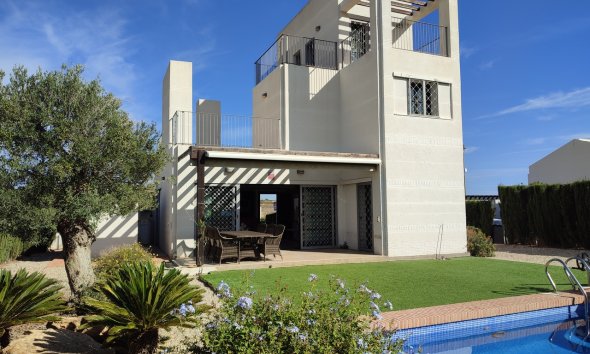 Villa - Segunda mano - Peraleja Golf -
                Inland