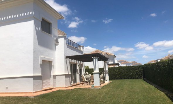 Villa - Segunda mano - Roldan - Inland