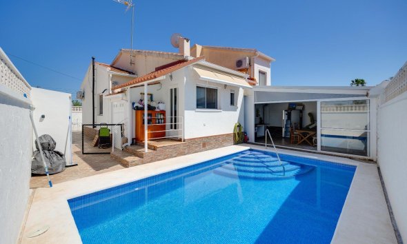 Villa - Segunda mano - San Fulgencio -
                La Marina