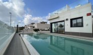 Villa - Segunda mano -
                San Miguel de Salinas - MLSC1542584