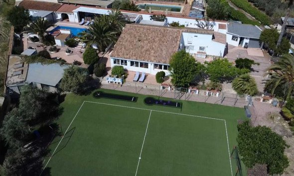 Villa - Segunda mano - Sax -
                Inland