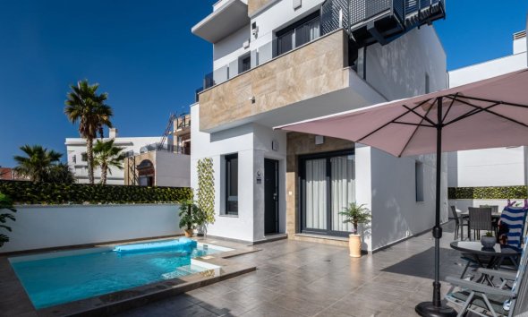 Villa - Segunda mano - Torrevieja - Costa Blanca