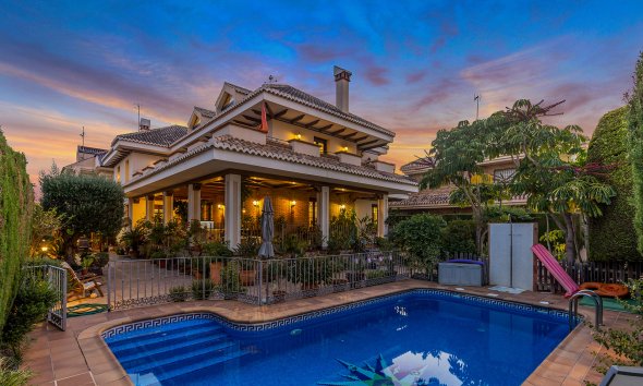 Villa - Segunda mano - Torrevieja -
                Costa Blanca