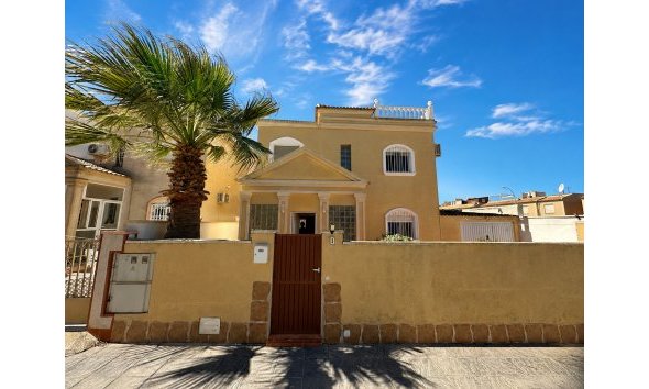 Villa - Segunda mano - Torrevieja - Costa Blanca