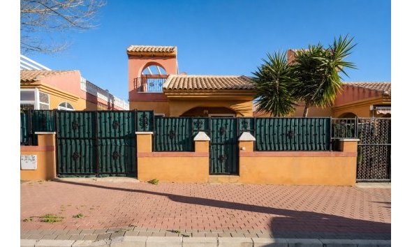 Villa - Segunda mano - Torrevieja - Costa Blanca