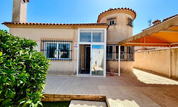 Villa - Segunda mano - Torrevieja - Costa Blanca