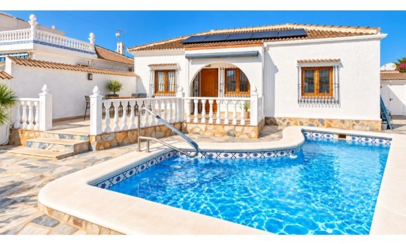 Villa - Segunda mano - Torrevieja -
                Costa Blanca