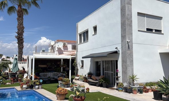 Villa - Segunda mano - Torrevieja -
                La Siesta - El Salado - Torreta