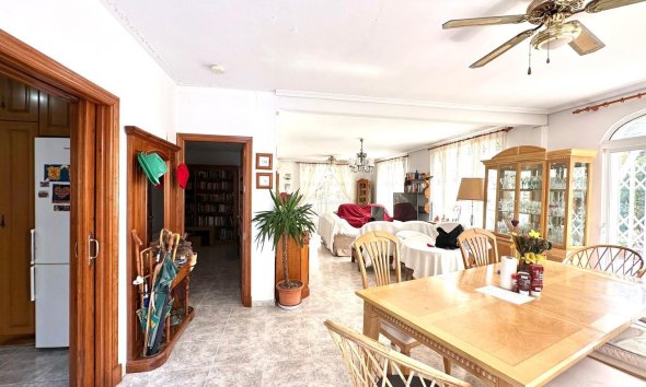 Villa - Segunda mano - Torrevieja -
                Los Balcones - Los Altos del Edén