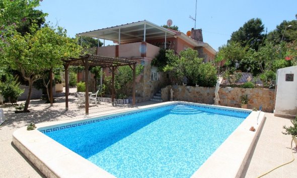 Villa - Segunda mano - Torrevieja - Los Balcones