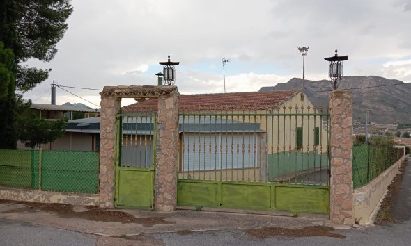 Villa - Segunda mano - Yecla - Inland
