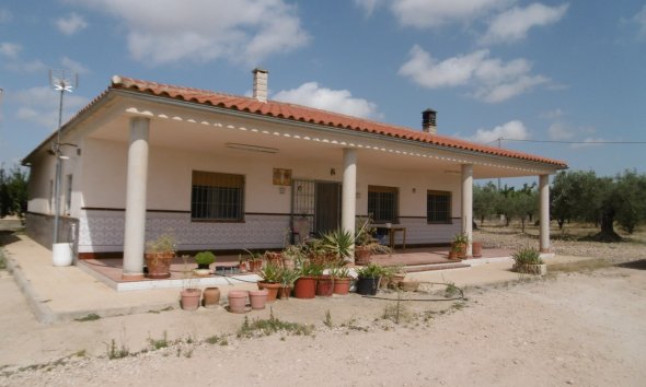 Villa - Segunda mano - Yecla - Inland