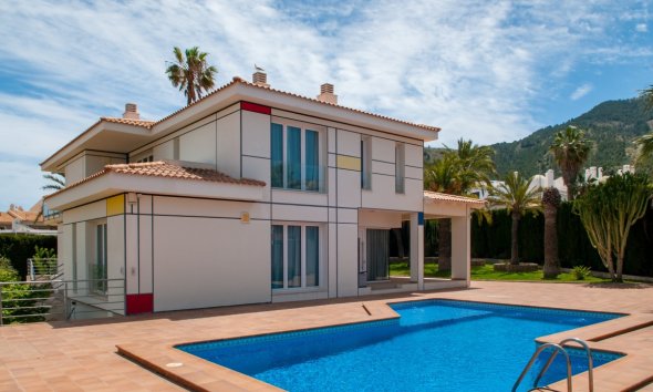 Villa - Wiederverkauf - Albir - Costa Blanca