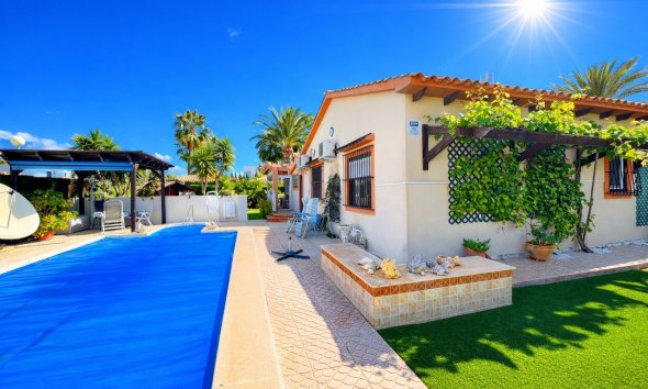 Villa - Wiederverkauf - Cabo Roig - Costa Blanca