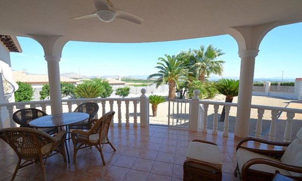 Villa - Wiederverkauf - Campos del Río - Inland