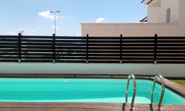 Villa - Wiederverkauf - Cox -
                Cox