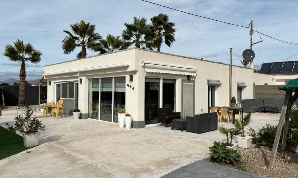 Villa - Wiederverkauf - Crevillent -
                Costa Blanca
