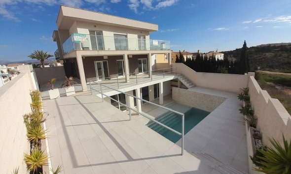 Villa - Wiederverkauf - Gran Alacant - Costa Blanca