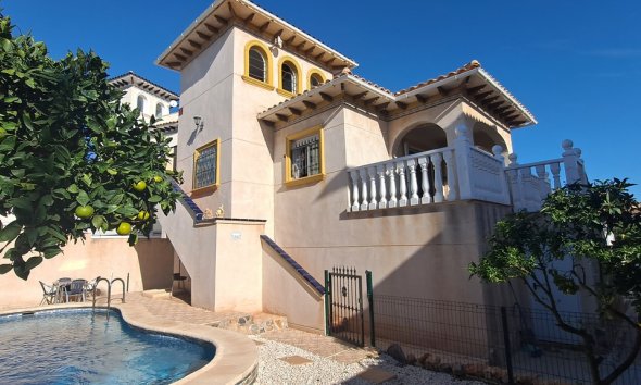 Villa - Wiederverkauf - La Zenia - Costa Blanca