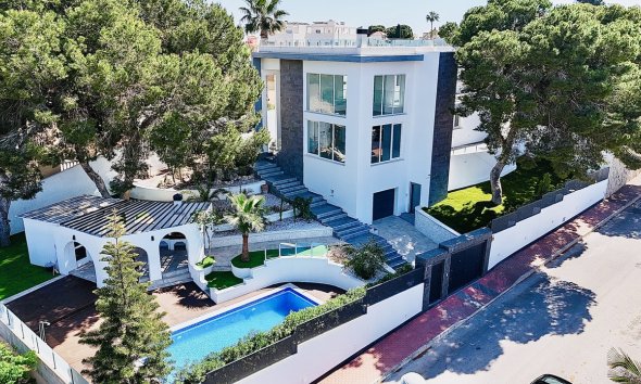 Villa - Wiederverkauf - Los Balcones - Costa Blanca