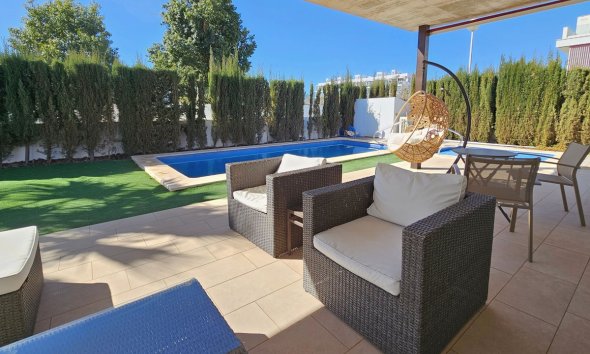 Villa - Wiederverkauf - Mar de Cristal - Costa Calida