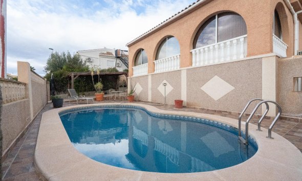 Villa - Wiederverkauf - Mazarron - Camposol