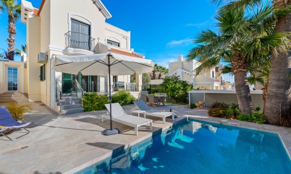 Villa - Wiederverkauf - Orihuela Costa -
                Costa Blanca