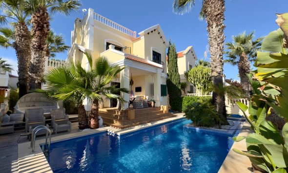Villa - Wiederverkauf - Orihuela Costa - Costa Blanca