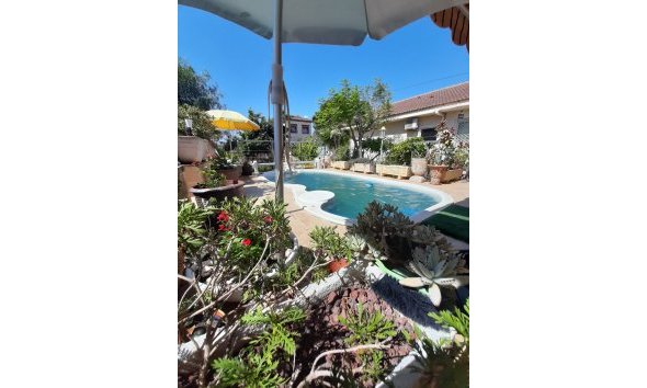 Villa - Wiederverkauf - Orihuela Costa - Costa Blanca