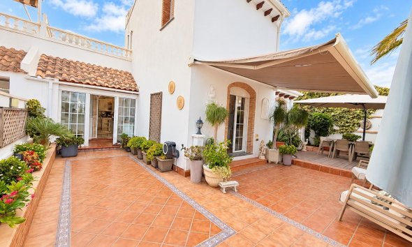 Villa - Wiederverkauf - Orihuela Costa - Costa Blanca