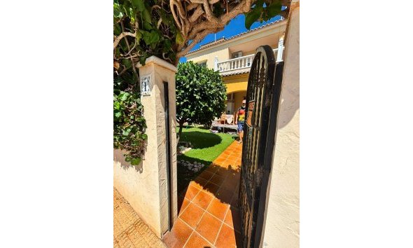 Villa - Wiederverkauf - Orihuela Costa -
                Lomas de Cabo Roig